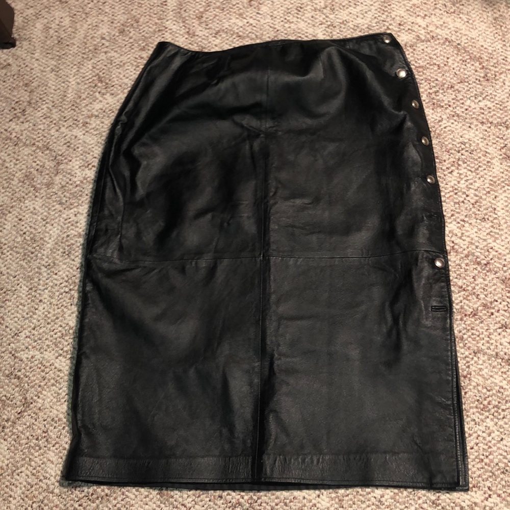 Leather skirt